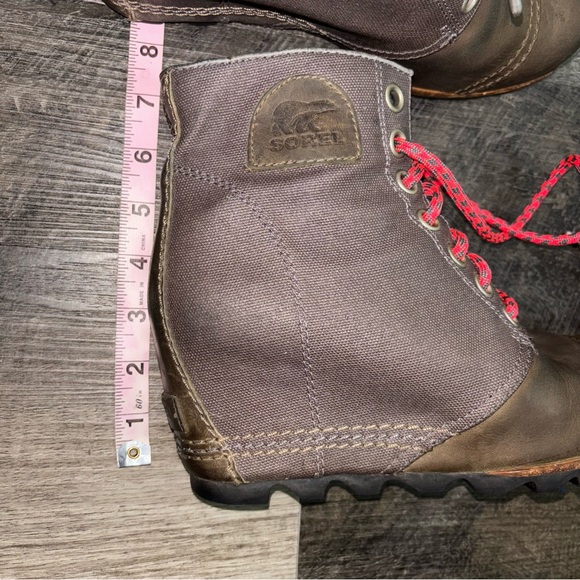 Sorel 1964 Premium PDX Wedge Boot, pre-loved condition - Picture 14 of 16